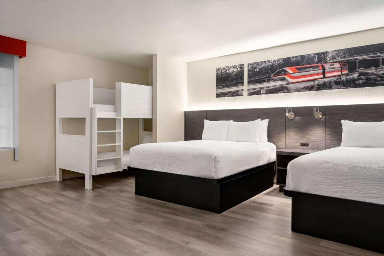 מלון Ramada By Wyndham Anaheim Convention Center מראה חיצוני תמונה